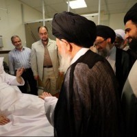 عيادة العلماء والشخصيات للإمام الخامنئي حفظه الله في المستشفى